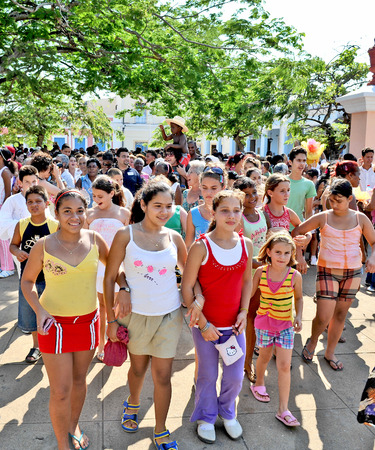 REMEIDOS, CUBA, MAY 7, 2009  Lots of people in a town festival, in Remeidos, Cuba, on May 7th, 2009 のeditorial素材