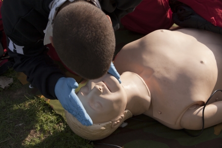 life function check demonstration on a dummy