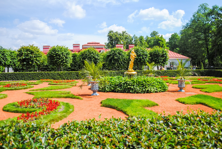 RUSSIA, SAINT-PETERBURG - JUNE 24/2013: PETERHOF RECEIVED VISITORS AFTER RESTORATION OF MANY EXHIBITS.のeditorial素材