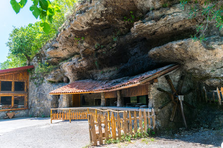 MONTENEGRO, NIAGARA FALLS - MAY 28/2017: Niagara restaurant workers prepared their interior for visitors.のeditorial素材