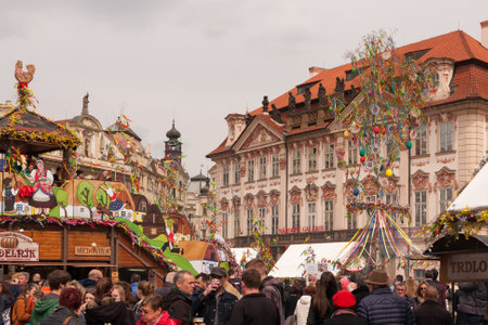 PRAGUE, CZECH REPUBLIC - APRIL 15, 2017: Easter market at the Old Town Squareのeditorial素材