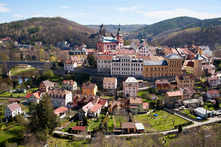 LOKET, CZECH REPUBLIC - MAY 9, 2021: Panorama of the town with the castle and hills in the backgroundのeditorial素材