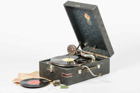 Volgograd, Russia - May 21, 2015: Gramophone gramophone production of the Leningrad plant, near lie needles and recordsのeditorial素材