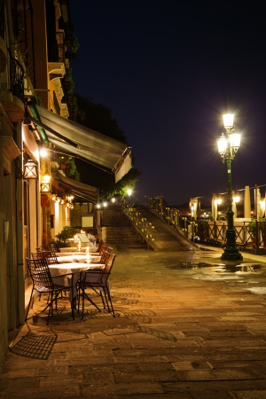 night view of a restaurant in Venice, Italyの写真素材