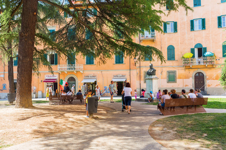 Pisa, Italy - June 30, 2016: square in the old town of Pisa with unidentified people. Pisa is known worldwide for its leaning tower.のeditorial素材