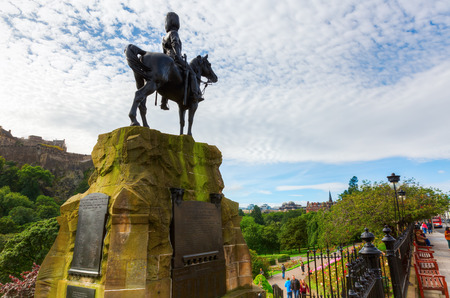 Edinburgh, Scotland - September 11, 2016: Royal Scots Greys Memorial in the Princes Street Gardens in Edinburgh with unidentified people. It is a public park in the centre of Edinburghのeditorial素材