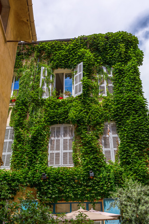 picturesque clad house front in Aix-en-Provence, South Franceのeditorial素材