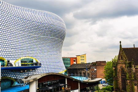 People in front of modern building in downtown of Birmingham, UKのeditorial素材