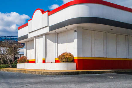 Stone Mountain, Ga / USA - 02 21 20: Empty street sign of a closed Krystals restaurantのeditorial素材