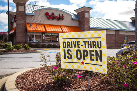 Stone Mountain, Ga / USA - 03 25 20: Bojangles Drive-Thru is open signのeditorial素材