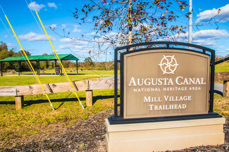 Augusta, Ga / USA - 11 20 20: Augusta Canal sign and nature sceneのeditorial素材