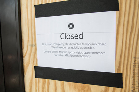 Buckhead, Ga USA - 05 31 20: Chase bank looted the night before during the George Floyd riotsのeditorial素材