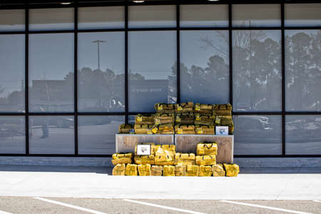 Augusta, Ga USA - 03 04 21: Sprouts grocery retail store fire wood displayのeditorial素材