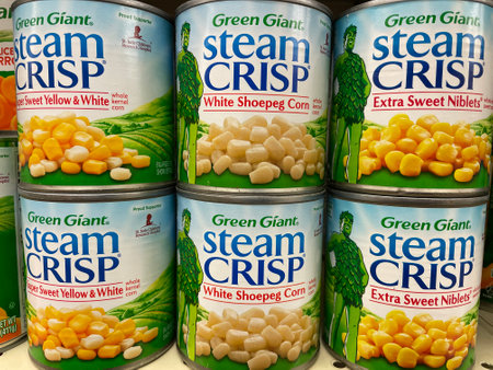 Columbia County, Ga USA - 12 01 21: Green Giant canned vegetablesのeditorial素材