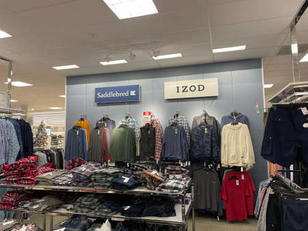 Evans, Ga USA - 12 03 21: Belk retail store interior holiday decorのeditorial素材