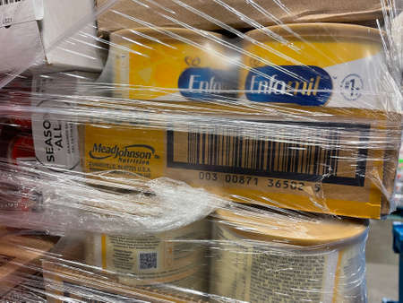 Grovetown, Ga USA - 05 20 22: Retail store baby formula delivery on a wrapped palletのeditorial素材