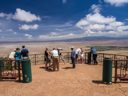 People at the viewing point in Ngorongoro Crater, Tanzania, Africa.のeditorial素材