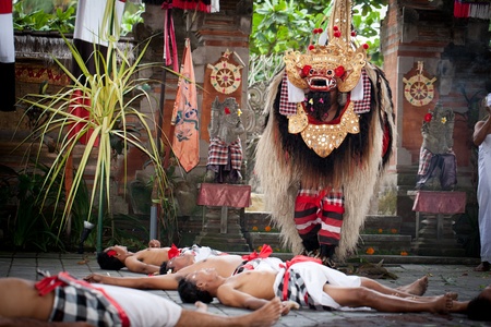 BATUBULAN, BALI, INDONESIA- JUNE 23: Barong Dance, the traditional balinese perfomance on June 23, 2011 in Batubulan, Bali, Indonesia.のeditorial素材