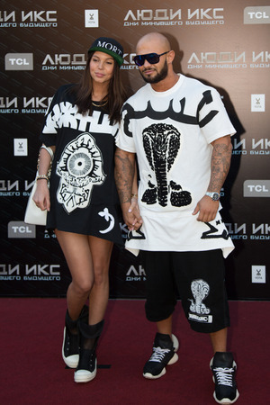 MOSCOW, RUSSIA, May, 13: Russian Singer Dzhigan with friend. Premiere of the movie "X-Men", May, 13, 2014 at Rossiya Cinema in Moscow, Russiaのeditorial素材