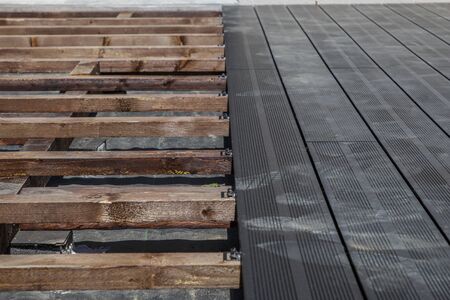 the terrace board mounted on a wooden frame correct fasteners