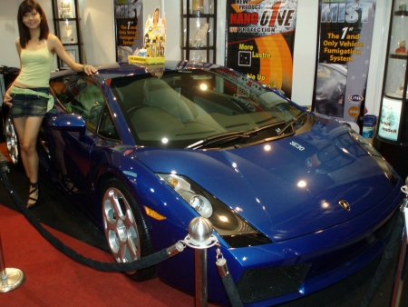 KUALA LUMPUR MALAYSIA - MAY 31 Lamborghini Gallardo displayed at Motorshow on May 31 2009 の素材