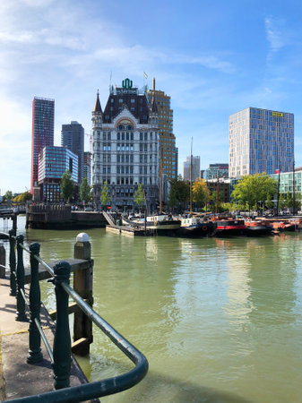 Rotterdam, Netherlands - SEPTEMBER 29, 2018: panoramic view of Rotterdamのeditorial素材
