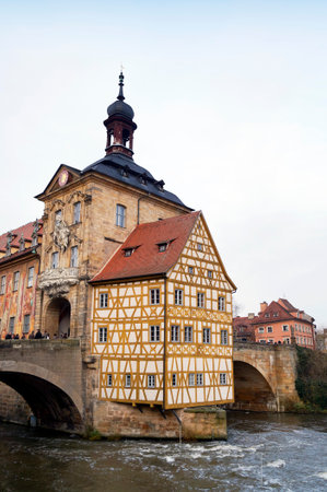 BAMBERG, GERMANY - DECEMBER 05, 2015: Old Town Hall (Altes Rathaus) and Obere bridge in Bamberg, Germanyのeditorial素材