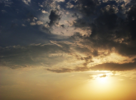 Sunset and Cloudsの写真素材