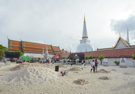 NAKHON SI THAMMARAT, THAILAND - April 12, 2017: Wat Phra Mahathat Woramahawihan is the main Buddhist temple (wat) of the Nakhon Si Thammarat Province in Southern Thailand.のeditorial素材