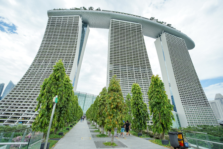 MARINA BAY, SINGAPORE - JAN 20, 2017: Landscape of the most hotel Marina Bay Sands in Singapore.のeditorial素材