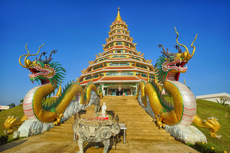 CHIANG RAI, THAILAND - DECEMBER 24 2017 : Chinese style pagoda and Dragons at the entrance in Wat Huay pla kang temple in Chiang rai province, Thailandのeditorial素材