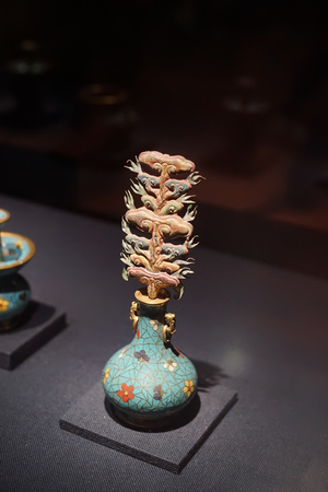 Taipei, Taiwan - November 22, 2018: Ancient Chinese imperial artifacts and artworks in National Palace Museum in Taipei City, Taiwan.のeditorial素材