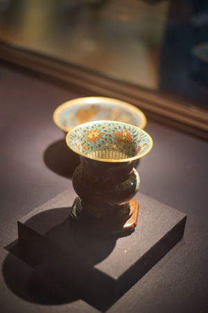 Taipei, Taiwan - November 22, 2018: Ancient Chinese imperial artifacts and artworks in National Palace Museum in Taipei City, Taiwan.のeditorial素材