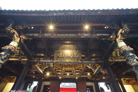 Taipei, Taiwan - November 22, 2018 : The most Longshan Temple in Taipei, Taiwan. This temple honors a mixture of both Buddhist and Taoist deities.のeditorial素材