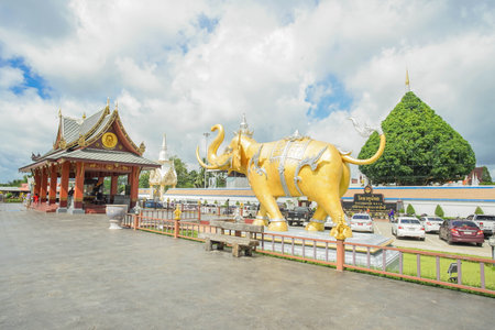 Nakhon Si Thammarat Province, THAILAND - June 26, 2022: Scenery of The famous temple named Wat That Noi in Nakhon Si Thammarat, Thailand. This temple is the travel destinations of Nakhon Si Thammarat province in southern Thailand.のeditorial素材