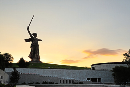 Volgograd, Russia - July 11, 2018: View on the statue named The Motherland Calls on Mamayev, the tallest sculpture of the woman in the worldのeditorial素材