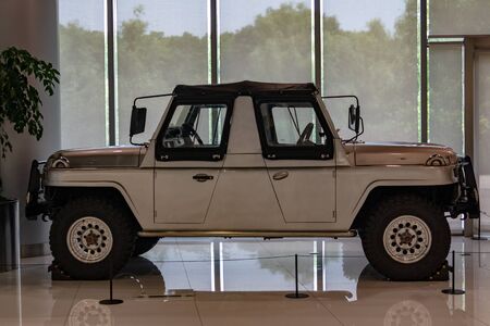 Shanghai Auto Museum exhibits a collection of vintage and modern automobiles, details and the device...