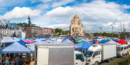 Agricultural fair on the central square of the Far Eastern city of Vladivostokのeditorial素材