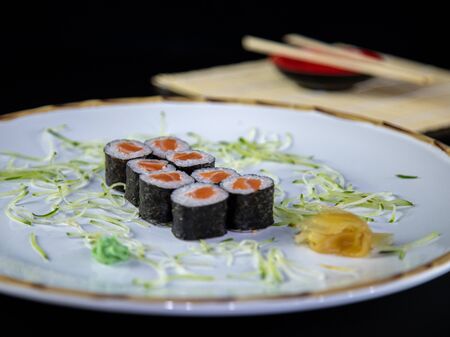 japanese food delicious salmon uramaki sushi with riceの写真素材
