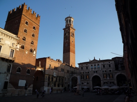 Piazza Dante, Veronaのeditorial素材