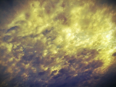 Sky full of cloudsの素材