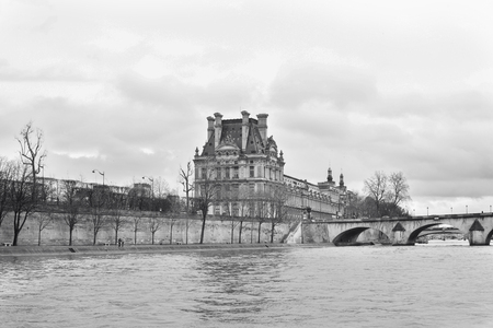View of the Palace, the Bridge and the embankment of the river in Paris.のeditorial素材