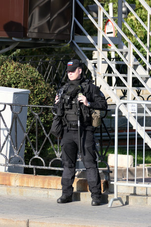Federal Protective Service officer guarding the Kremlin, Moscow, Russiaのeditorial素材