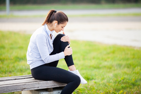 Leg Injury. Woman Suffering From Pain In Leg After Workoutの写真素材