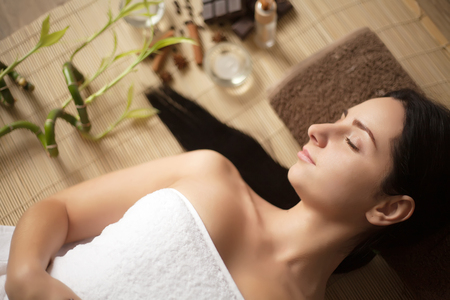 Spa Woman. Beautiful Woman Relaxing in Spa Salon. High quality imageの写真素材