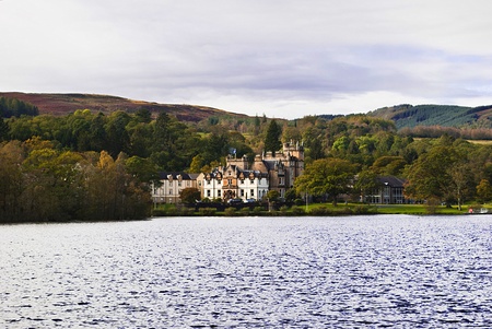 View of castles in Scottish Lomond lakeのeditorial素材