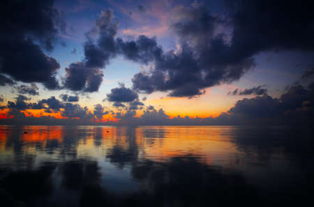 Super-duper after sundown seascape view
