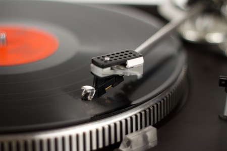 The picture shows a record player. の写真素材