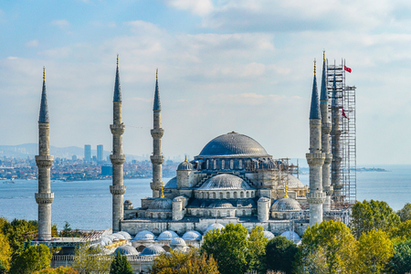 Beautiful and elegant background of the famous Blue Mosque or Sultanahmet Camii in Turkish, Istanbul, Turkeyのeditorial素材