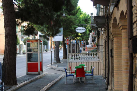 vast city center italy a beautiful city in abruzzo region of italyのeditorial素材